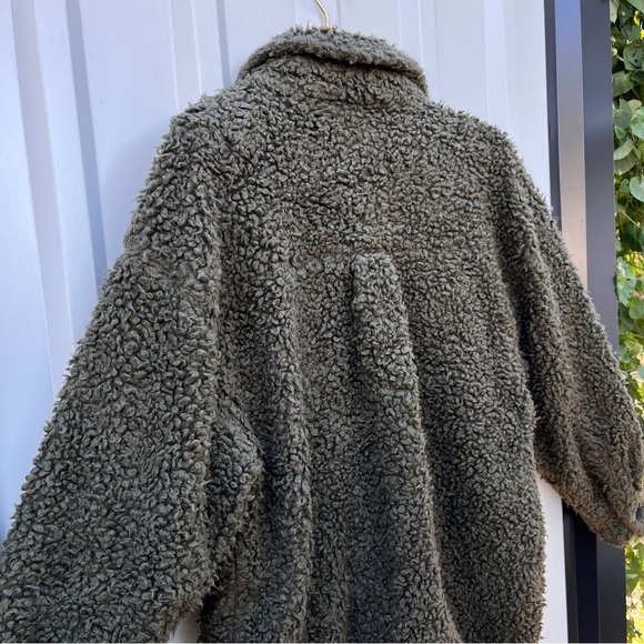 Urban Outfitters Palmer Sherpa Shirt Jacket Sweater Green Womens Small S - Picture 7 of 16